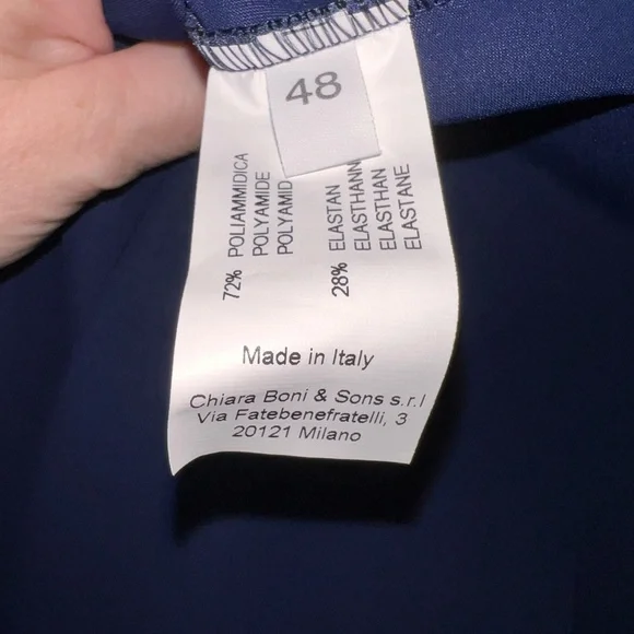 Chiara Boni La Petite Robe “Saori”
Illusion-Sleeve Flower Column Gown- Sz 12 - Picture 9 of 10